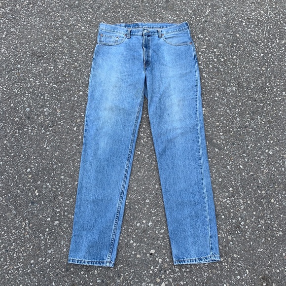 Vintage Made in Canada Levi’s 512 Jeans - Picture 4 of 11